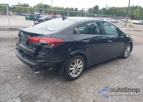 2017 Kia Forte S z USA, uszkodzony, nr VIN 3KPFL4A7XHE119729